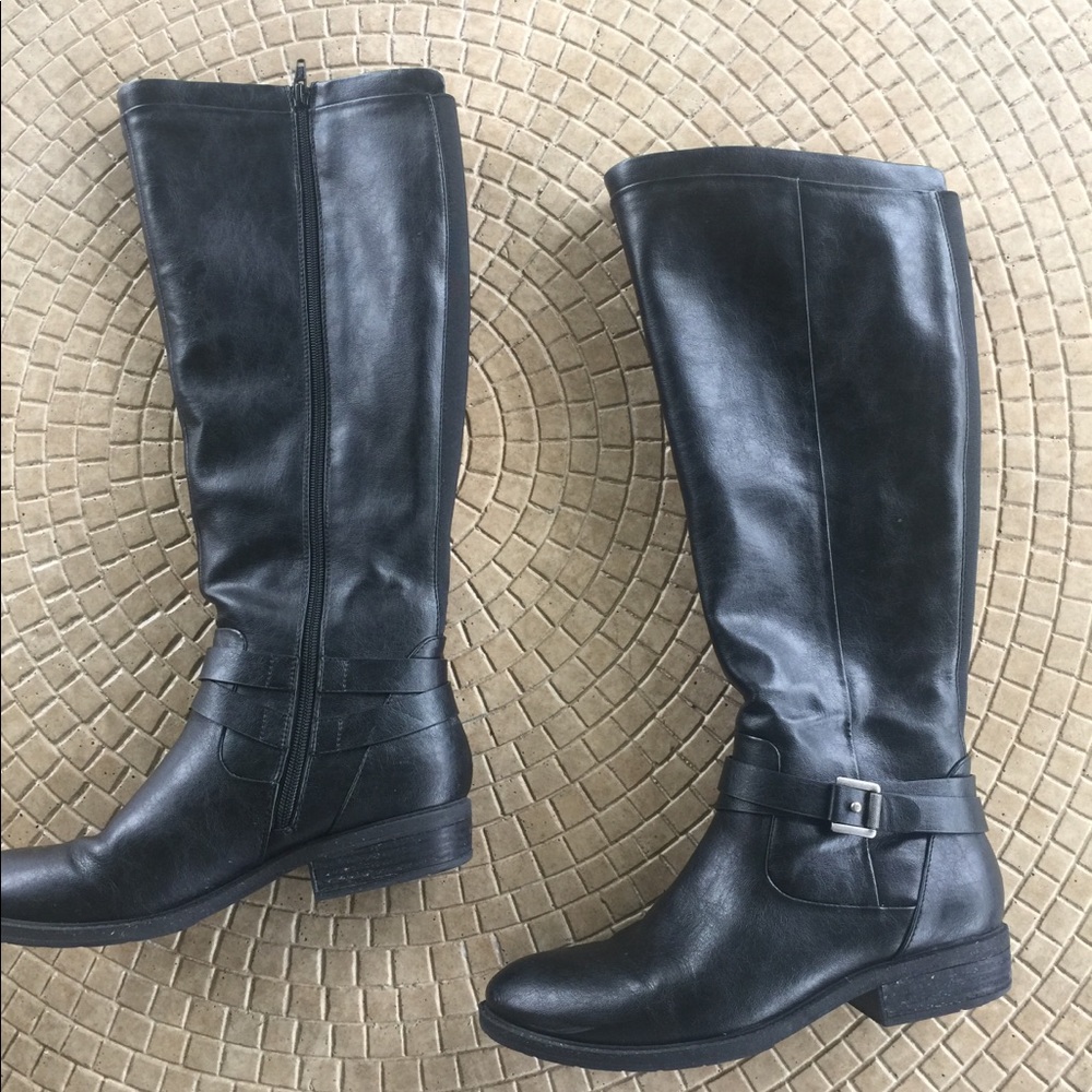 Baretraps Yvonne Tall Boot